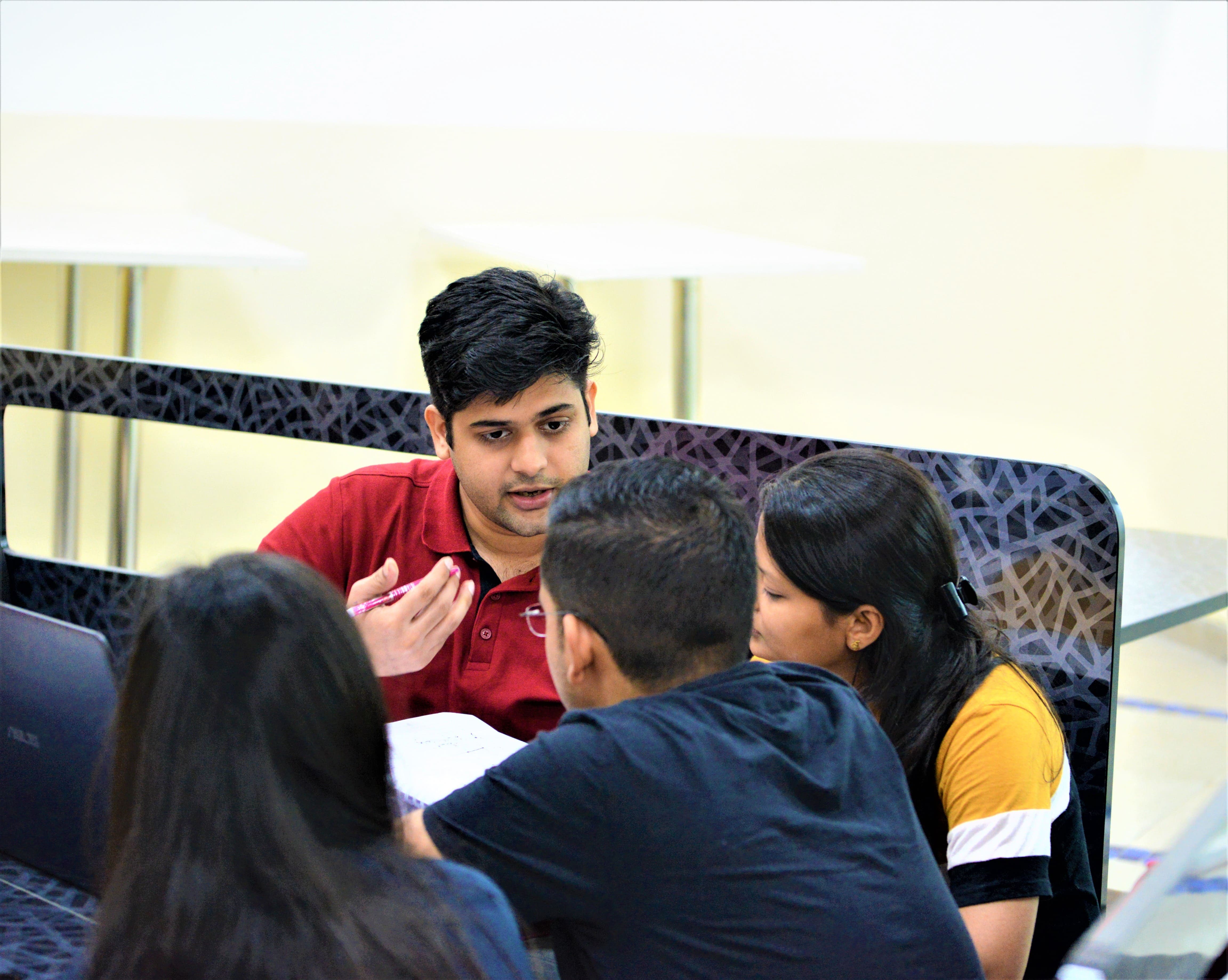 LBSIM Delhi Group Discussions photo 8